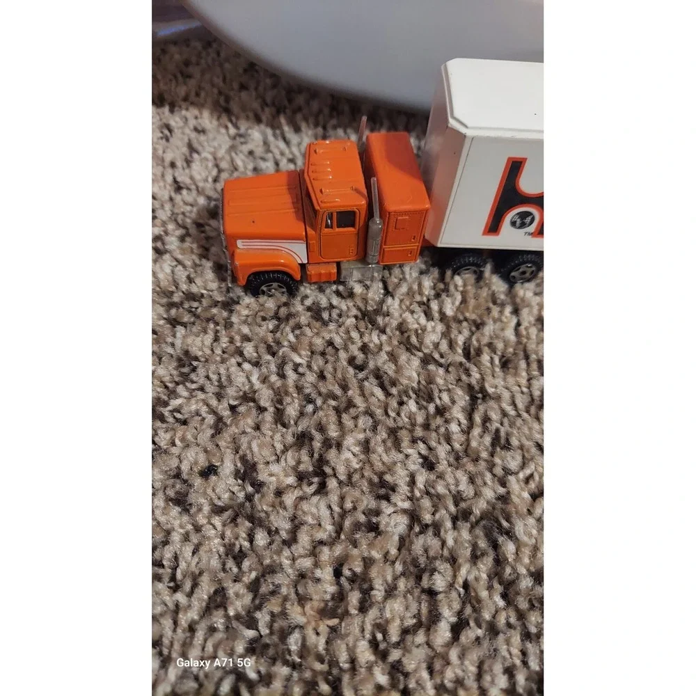 Kory Farm Division Brand‎  Die Cast Semi Cab White/Orange
